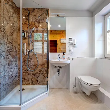 Duenenhaus Unserusedomde Ca80qm Mit Privater Sauna Und Kamin Parkplatz Direkt Am 2i3