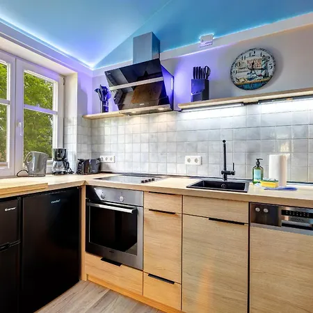 Duenenhaus Unserusedomde Ca80qm Mit Privater Sauna Und Kamin Parkplatz Direkt Am 2i3 شقة